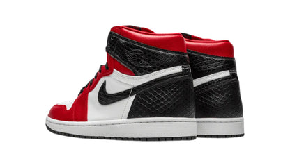 Air Jordan 1 High OG Satin Snake Chicago (W)